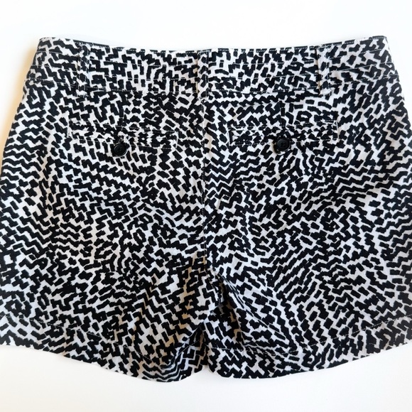 Banana republic black white printed shorts ❤️ - Picture 5 of 7
